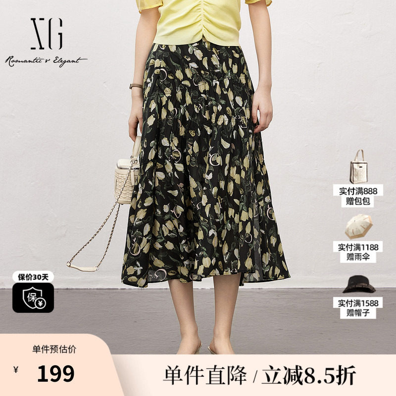 XG/雪歌XJ203010B397复古碎花半身裙 时尚夏季新款长款A字裙女装