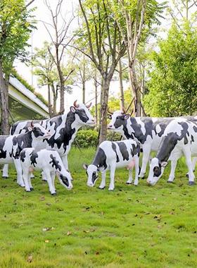 户外园林农场牧场仿真奶牛雕塑草坪西门塔尔玻璃钢黄水牛模型摆件