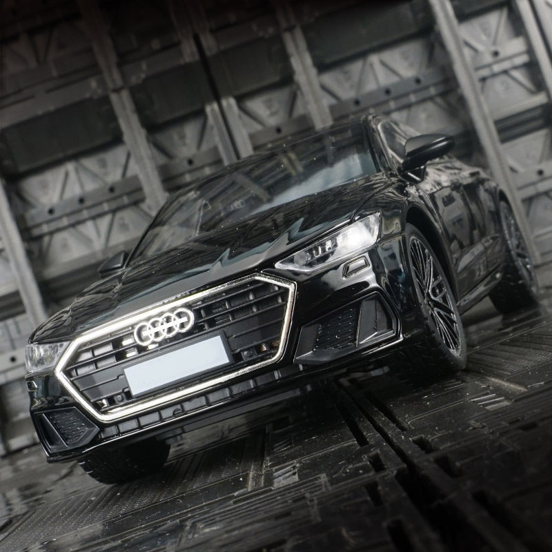 2024年新款玩具模型车合金收藏版前轮胎可转向避震奥迪A7玩具车模