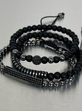 黑色磨砂镶钻手链男女同款小众