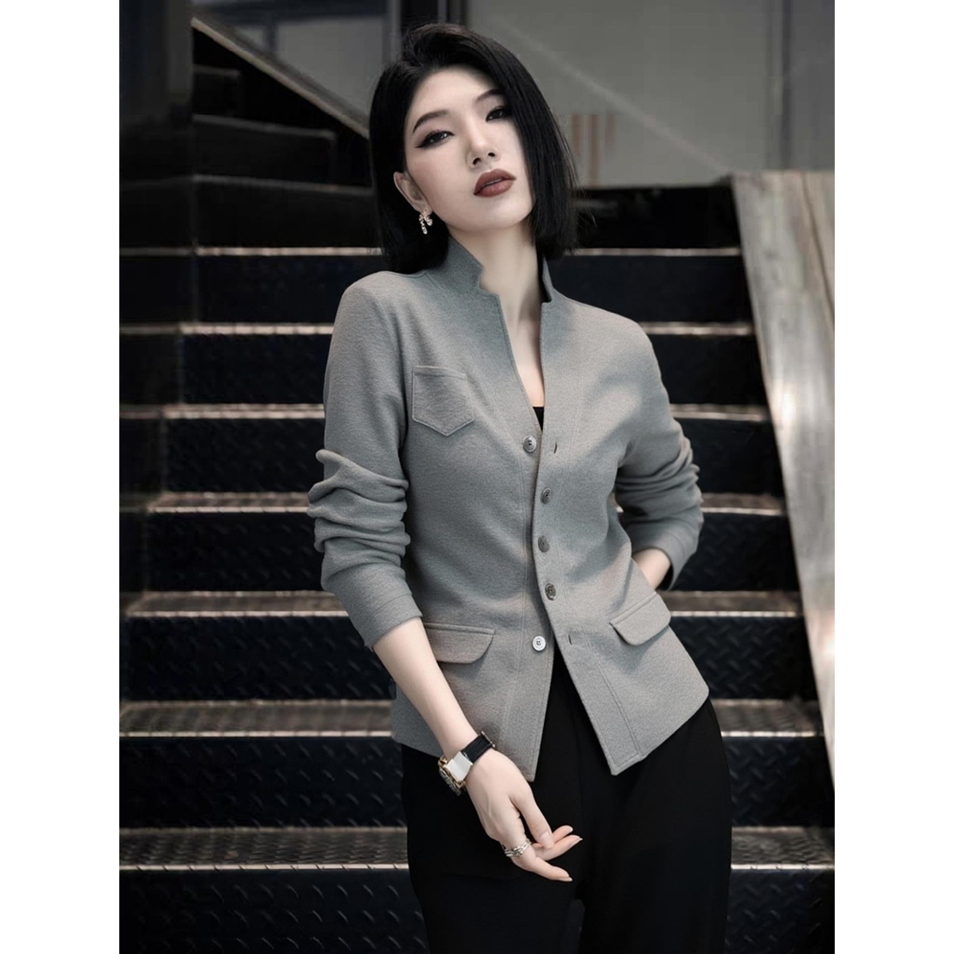 JOYIASS2025新款韩系上衣女装春秋轻奢高级感独特百搭减龄修身灰