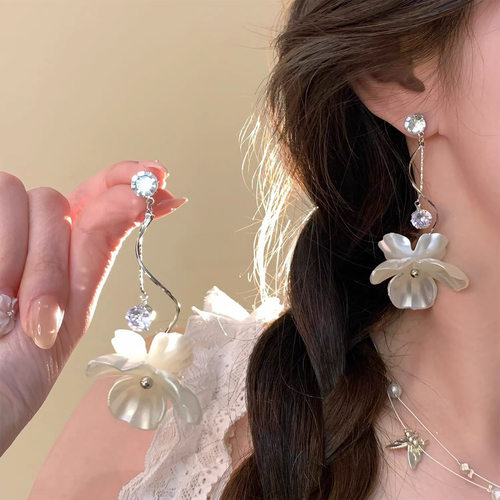Long flower women's vacation earrings beautiful earrings耳环