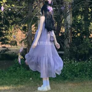 紫色高级感法式挂脖连衣裙女夏季新款显瘦长裙子海边度假风吊带裙