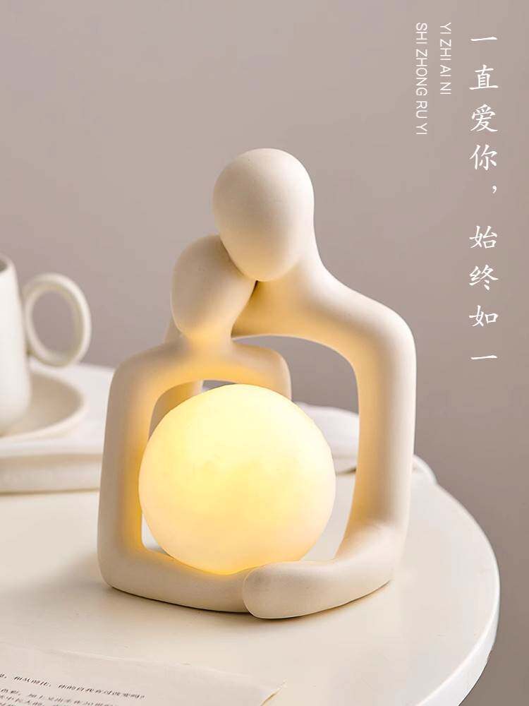 艺术情侣小夜灯床头柜装饰品摆件卧室家居创意轻奢结婚礼物送新人