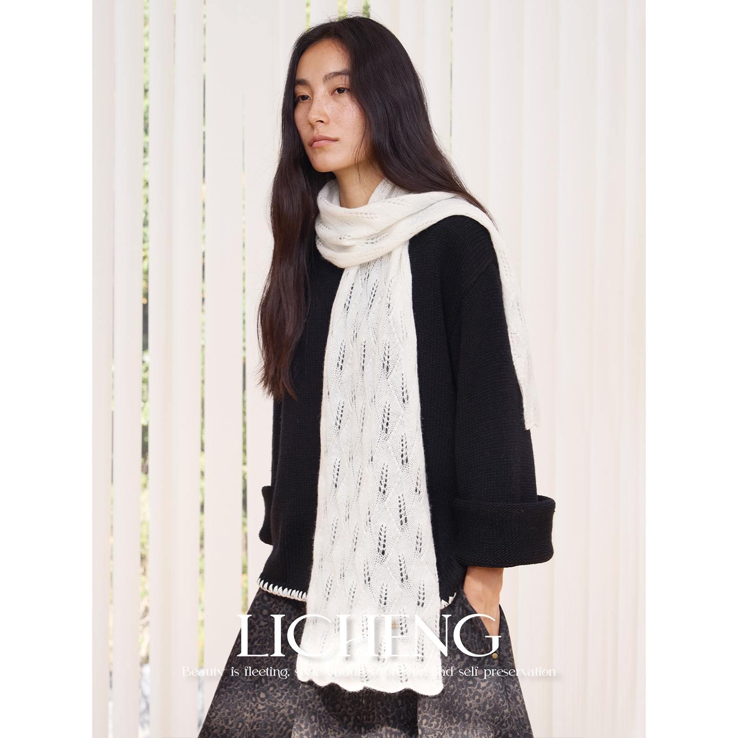 经典绞花镂空100%山羊绒针织围巾