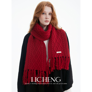 礼诚 雪国来信100%澳洲羊毛围巾冬红色保暖复古菱格绞花流苏披肩