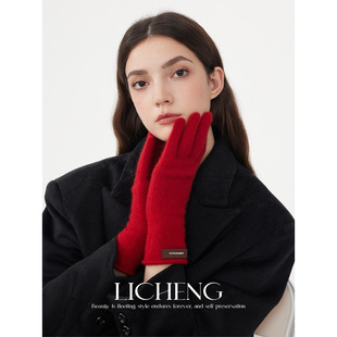 礼诚 细腻毛感浣熊毛羊毛混纺针织手套女冬季保暖新款可触屏分指