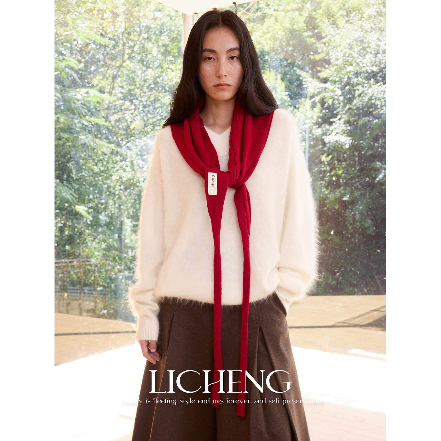 双层绞花设计感100%羊毛三角围巾