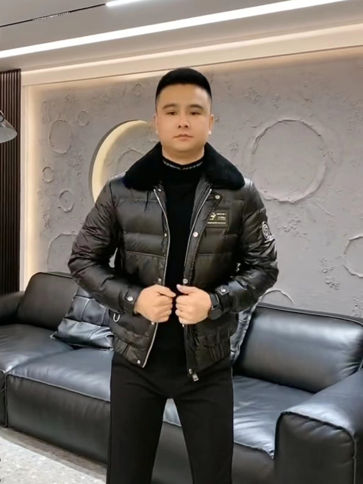 冬季男新款翻领羽绒服外套休闲时尚百搭高品质机车款加厚保暖上衣