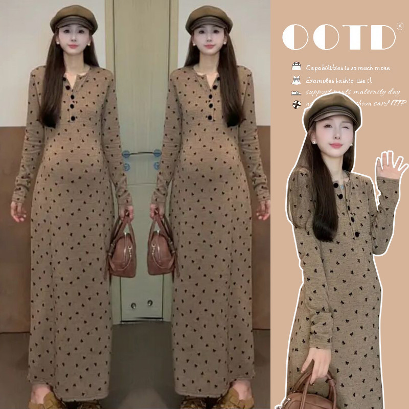 现 孕妇春装连衣裙2026新款时尚穿搭潮妈长裙高级感打底碎花裙子