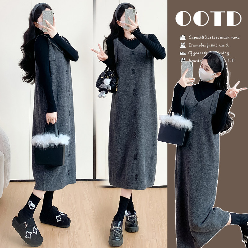 实拍孕妇春装连衣裙2026新款春秋宽松立领针织上衣+背带裙两件套