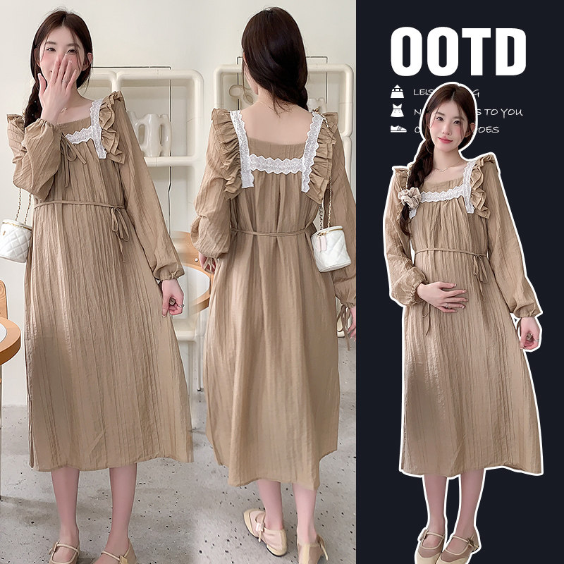 孕妇装2026新款春装连衣裙方领绑带高级设计感时髦洋气连衣裙
