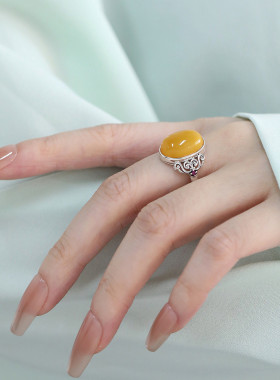 925银琥珀蜜蜡花纹戒指女民族风指环高级感装饰小众设计尾戒女