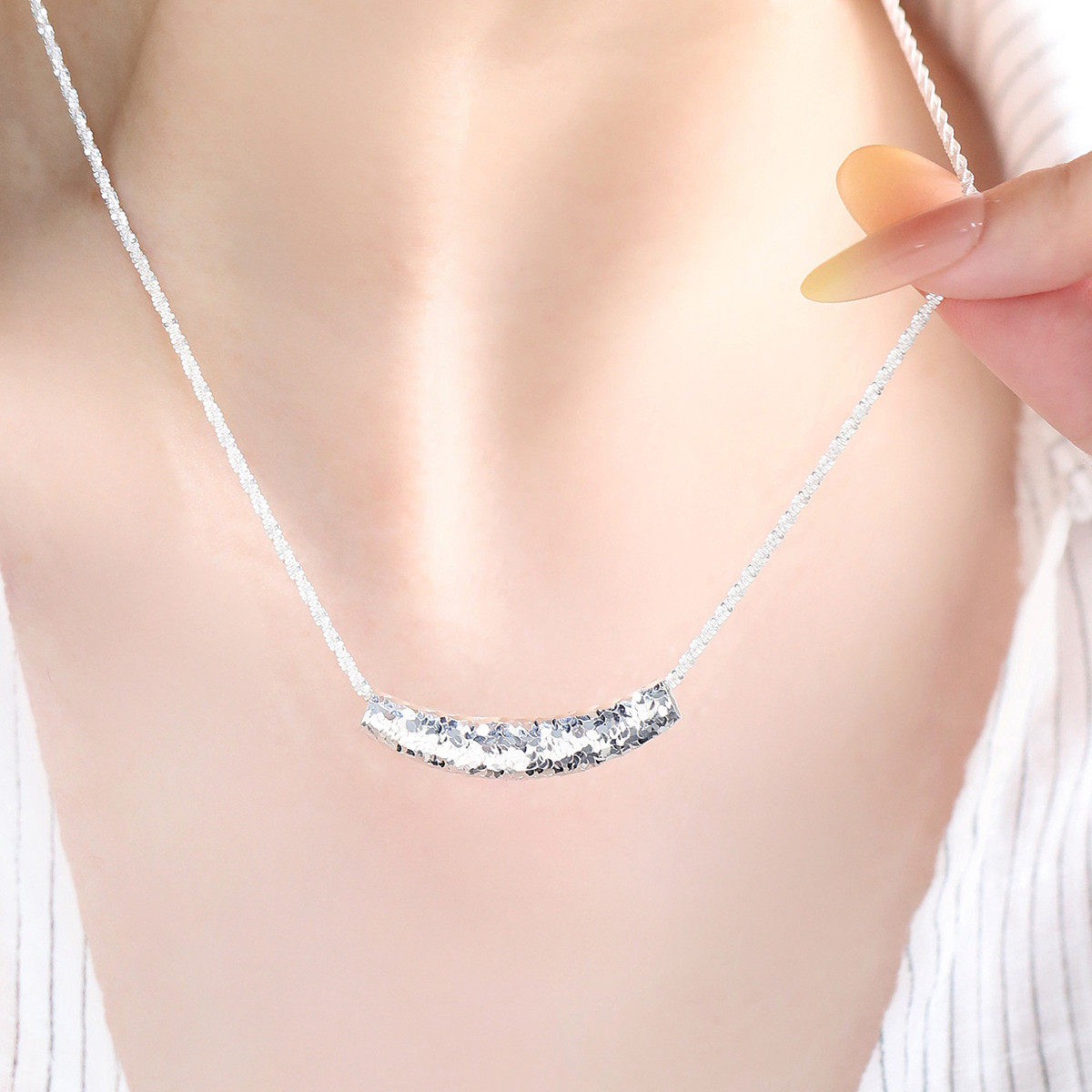 925银碎冰冰弯管项链女休闲风小众锁骨链ins高级感秋冬毛衣链长款