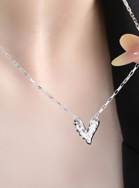 925银爱心心形项链女休闲风锁骨链女高级感小众设计链子毛衣链