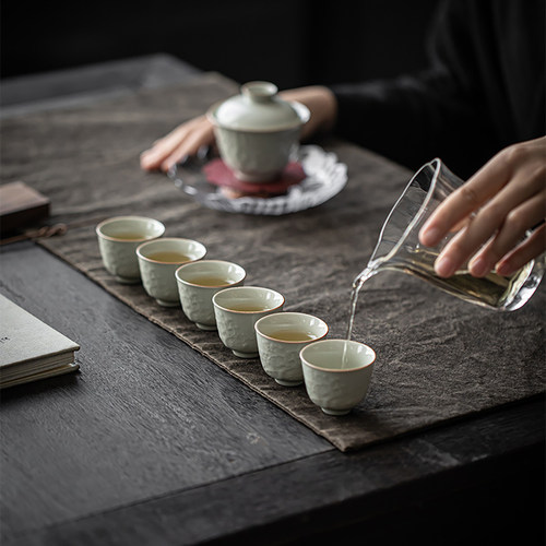 朴寓丨冰台釉影雕岁寒三友茶具