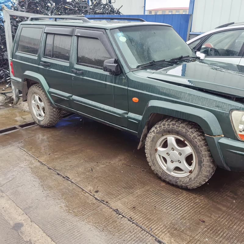 Jeep轮毂，225/75R16LT，成色还可以，有点使【议价】