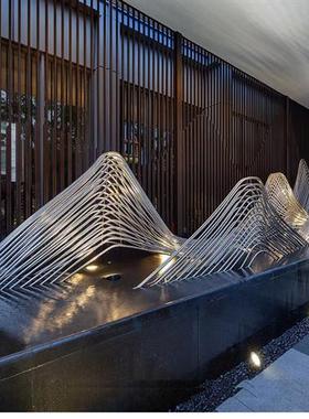 户外不锈钢镂空假山雕塑园林草坪水景钢丝线条山落地摆件装饰定制