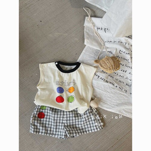 强烈推荐2024夏天新款男女宝韩版无袖背心上衣格子短裤两件套套装