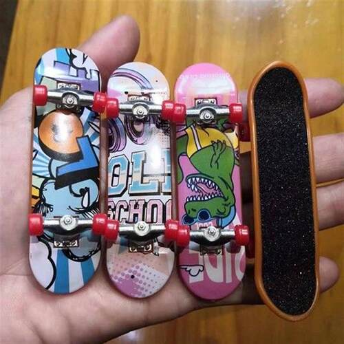 合金手指滑板新手入门可爱滑板车桌面防摔指尖滑板便宜磨砂面网红