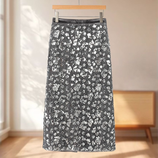 绒毛面闪闪珠片开叉一步半身裙236 冬装 专柜589