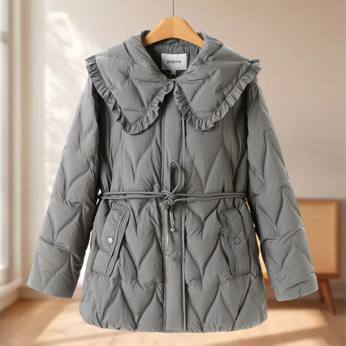 专柜1399【熠】冬装 花边娃娃领系腰绳小香风羽绒服672