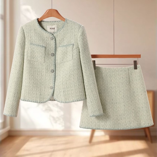 包臀半裙小香风套装 391 冬季 白鹅绒 女装 短羽绒服 新款 蕾