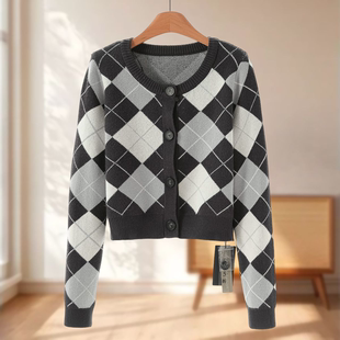 专柜469 47%粘纤【兰】冬装 复古格纹开衫针织短外套650