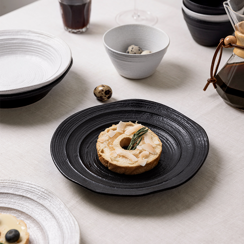 亿嘉陶瓷诧寂风家用不规则设计碗