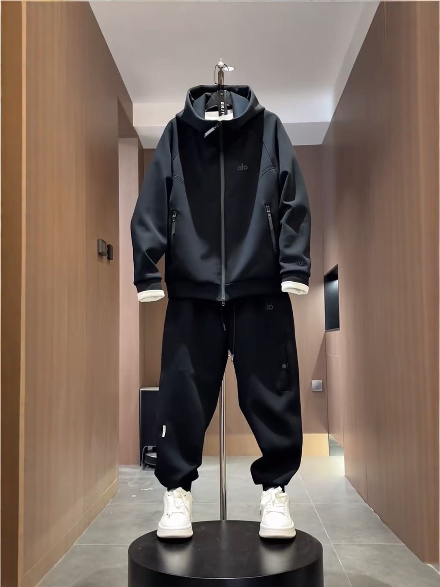 黑武士休闲运动套装男士春秋季潮牌痞帅宽松连帽卫衣束脚裤两件套,男装,休闲运动套装,淘宝优惠券,粉丝福利购,淘宝优惠卷