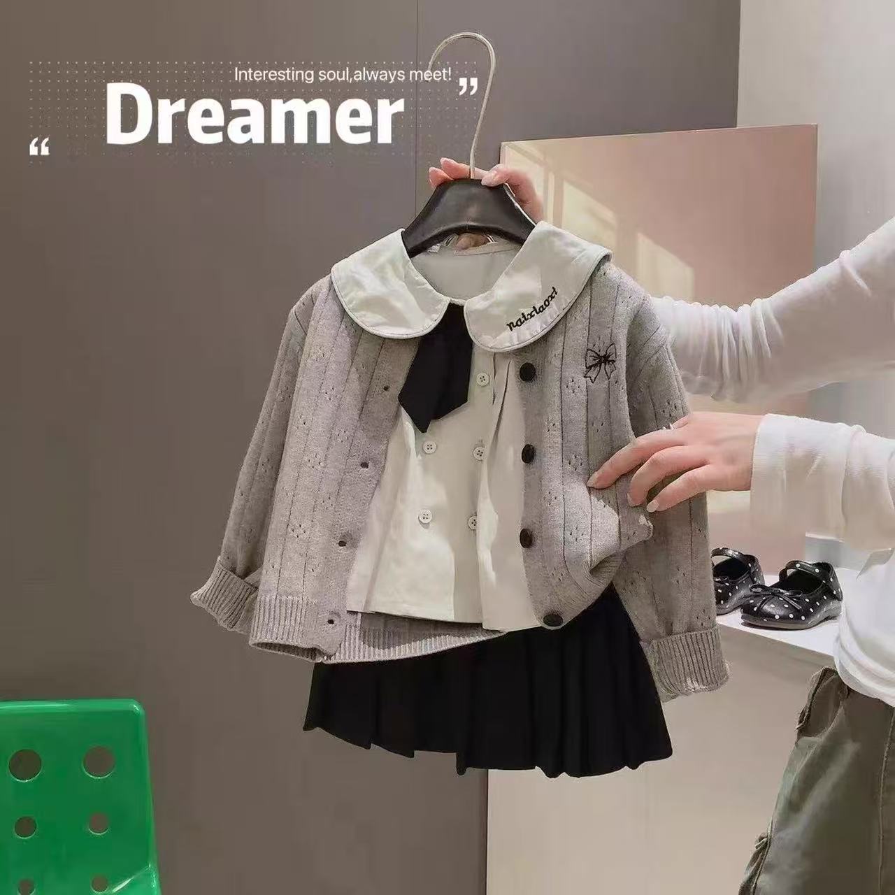 女童套装韩版学院风套装女宝洋气娃娃衫百褶裙三件套针织外