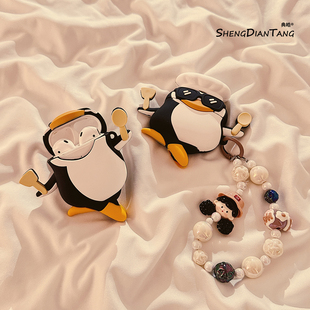 高雅人士跳舞厨师企鹅适用苹果Airpods4保护套新款2/3代无线蓝牙耳机软壳Airpods pro创意硅胶卡通女款防摔