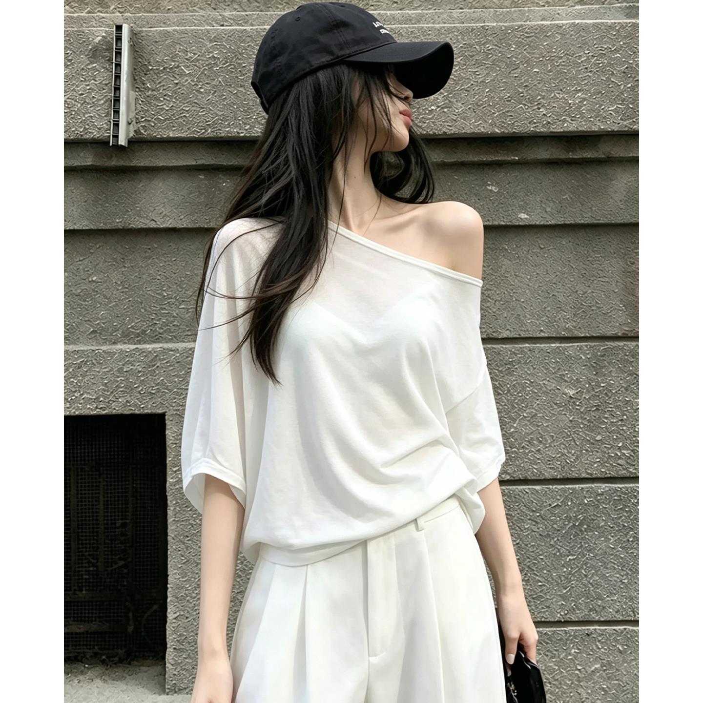 一字露肩半袖T恤女夏季新款宽松松弛感防晒罩衫斜肩薄款微透上衣
