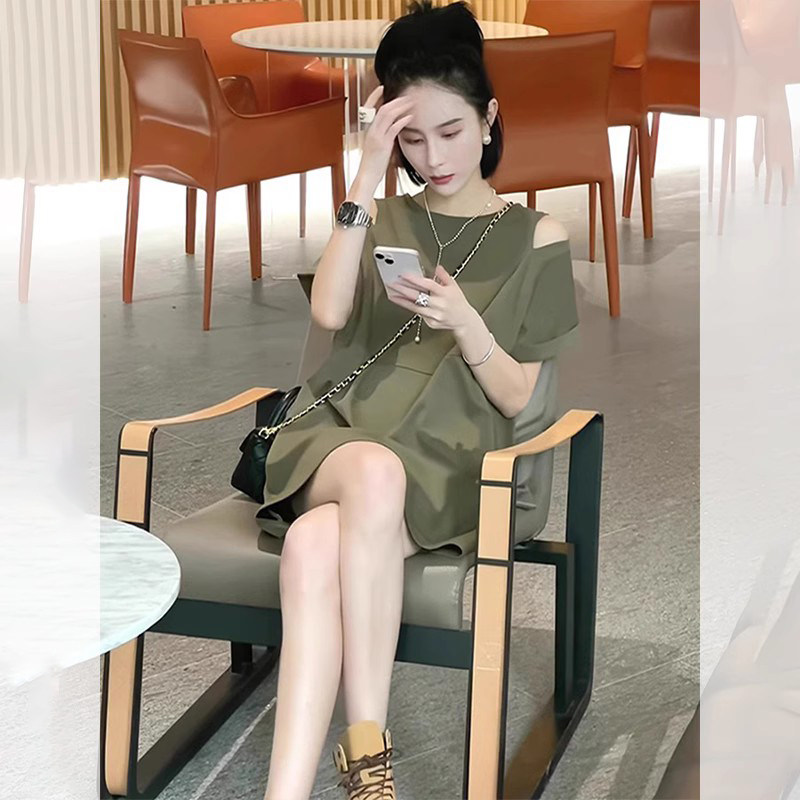 简约气质显瘦收腰A字T恤连衣裙女2026年设计感宽松短袖夏季女裙子