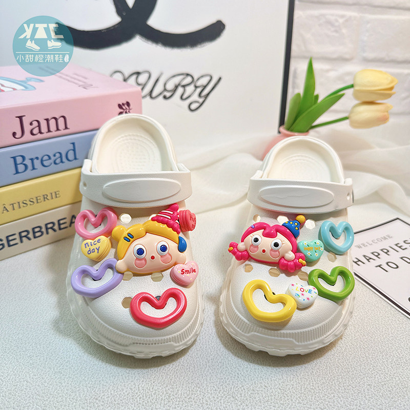 女童洞洞鞋女款中大童幼儿童拖鞋外穿室内防滑2026新款夏季凉鞋春