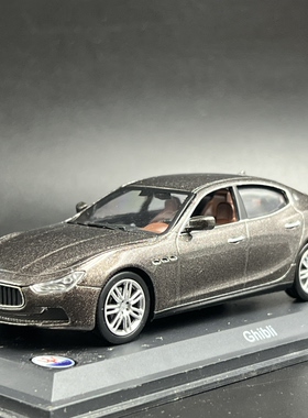 WhiteBox 1:43 玛莎拉蒂 吉博力 Maserati Ghibli 褐色 汽车模型