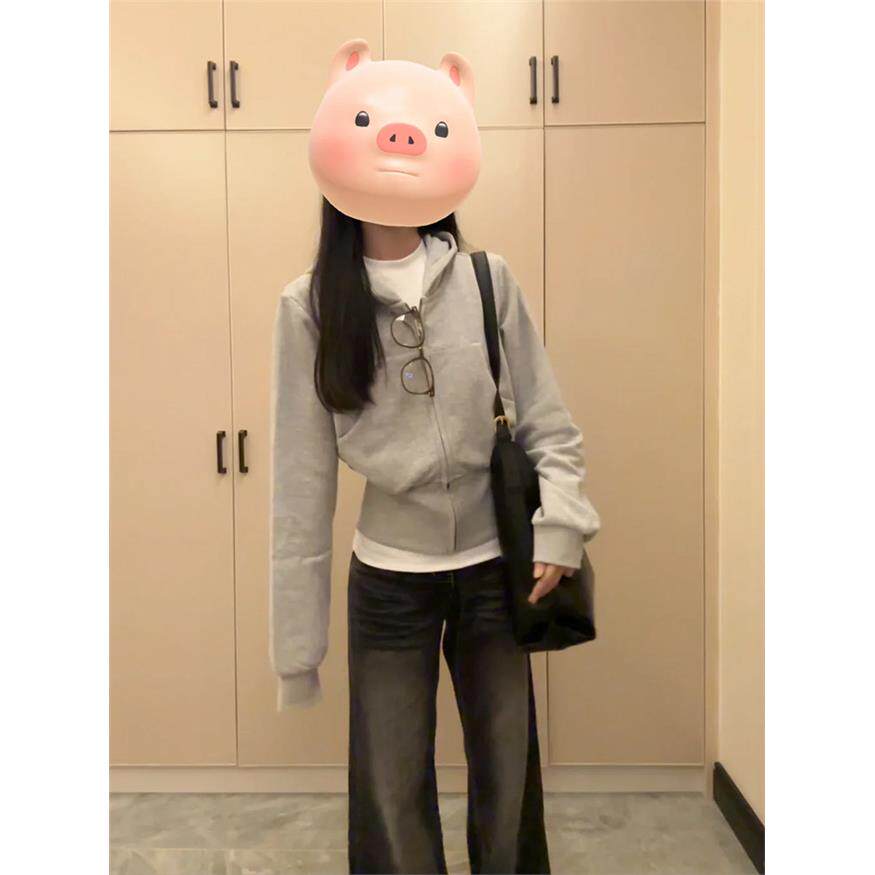 初秋灰色短款卫衣外套女春秋季内搭韩系穿搭正肩连帽上衣修身薄款