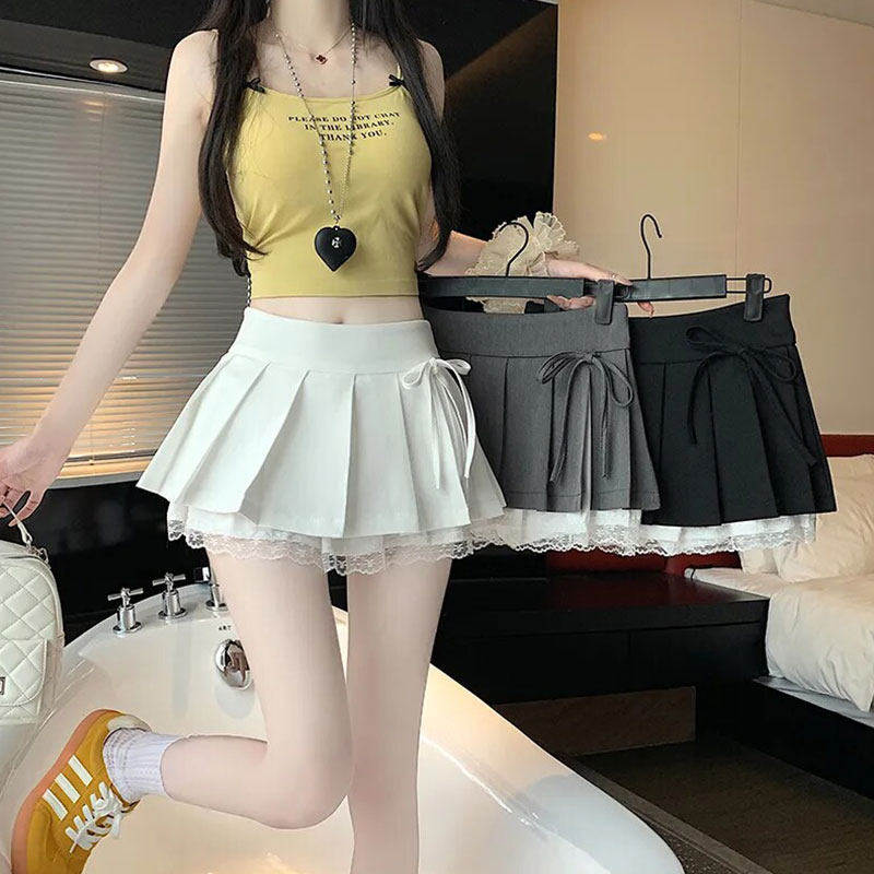 纯欲蕾丝拼接百褶裙女冬