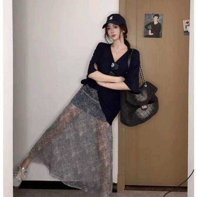 慵懒风V领纯色短袖T恤女