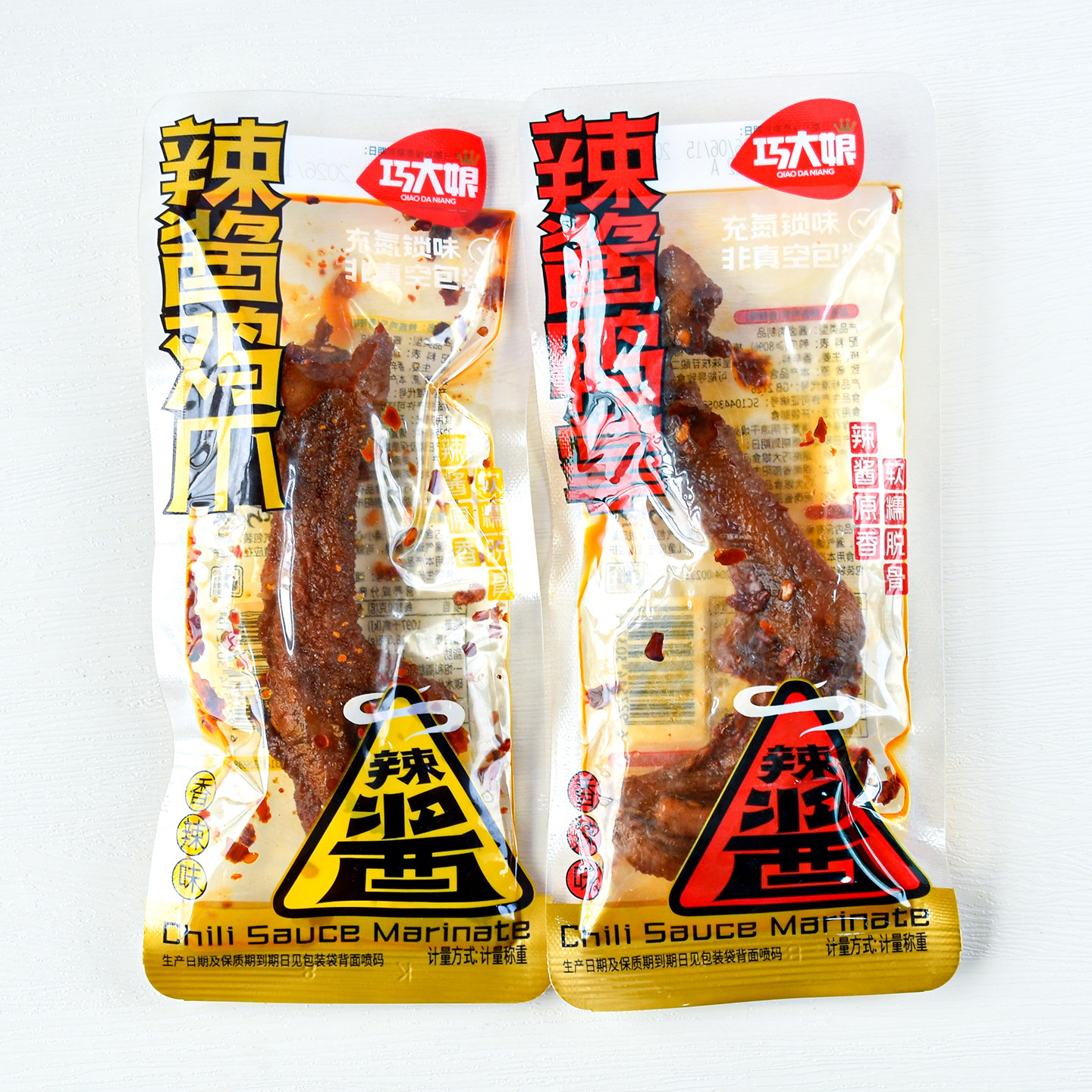 巧大娘辣酱鸭掌辣酱鸡爪香辣味散称小包充氮锁味酱卤解馋休闲零食