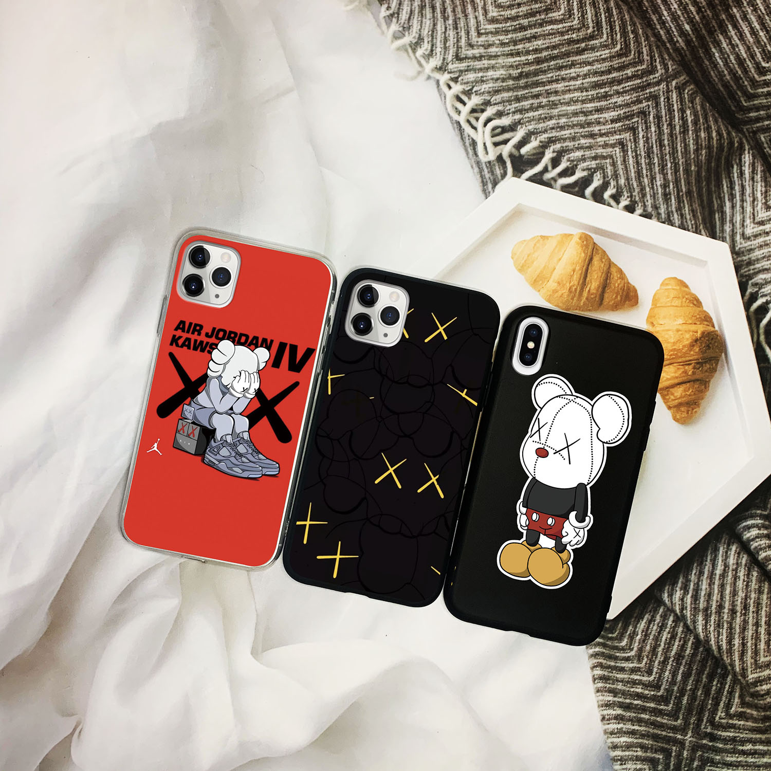 kaws 卡通动漫周边保护套11男12女款plus软适用苹果15promax手机壳16新款iPhone14pro17防摔