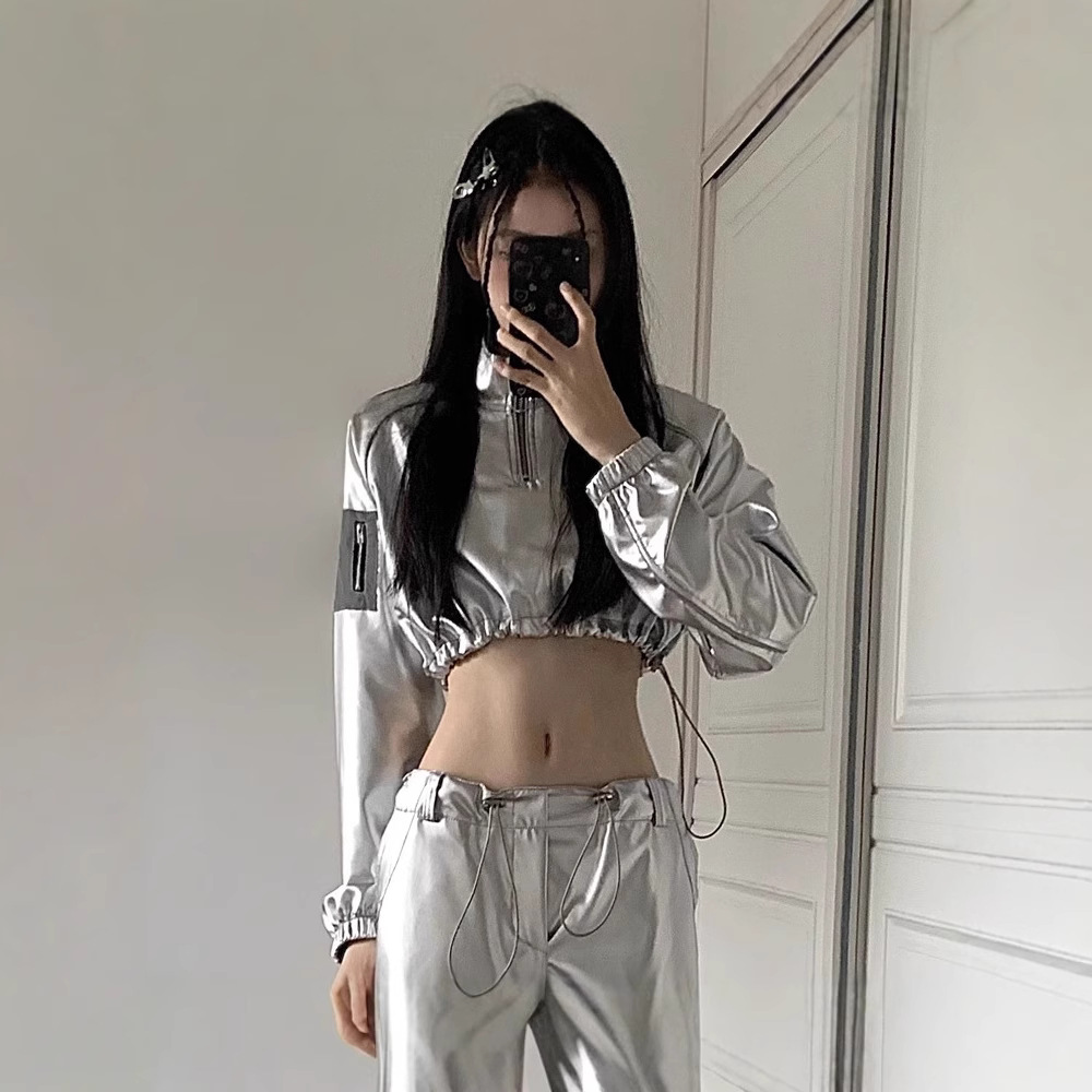 设计感银色反光炫酷嘻哈露腰短款卫衣爵士舞休闲工装裤两件套装女