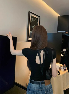 张贝贝ibell蝴蝶结绑带U型镂空正肩修身短袖T女显瘦圆领短款上衣
