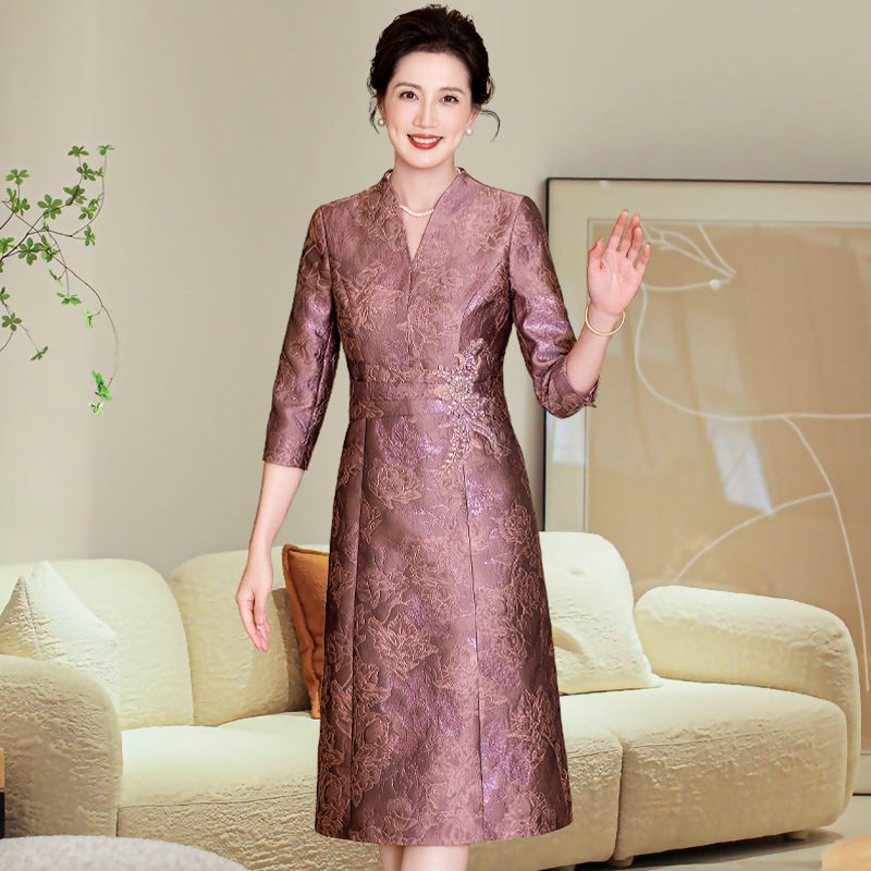 喜婆婆结婚婚宴敬酒礼服2026秋季优雅洋气日常可穿喜妈妈连衣裙女
