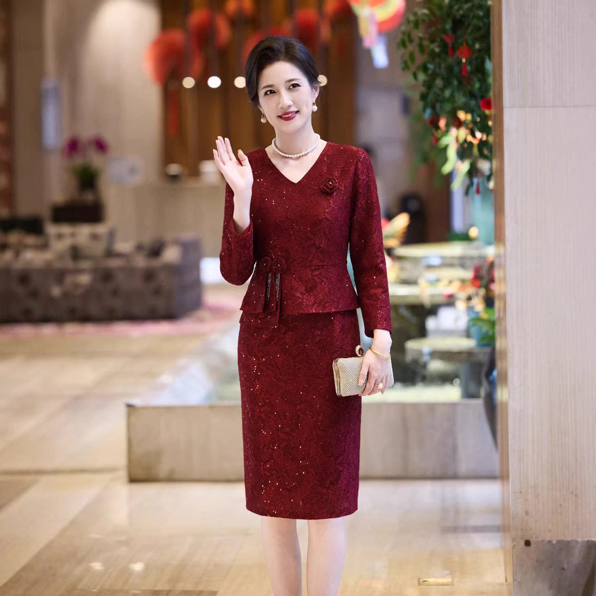 2026春季新妈妈礼服亮片蕾丝婚庆喜婆婆婚宴装高贵连衣裙平日可穿