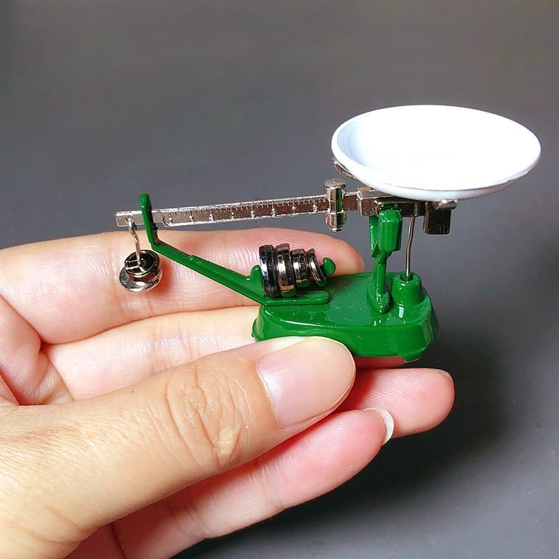 112迷你小玩具上课可玩机械台秤老式圆盘秤模型复古怀旧娃娃屋配