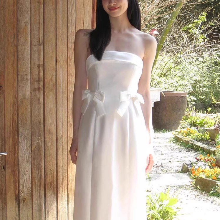 法式缎面抹胸轻婚纱礼服裙新娘领证登记白色晨袍出门纱女2025新款
