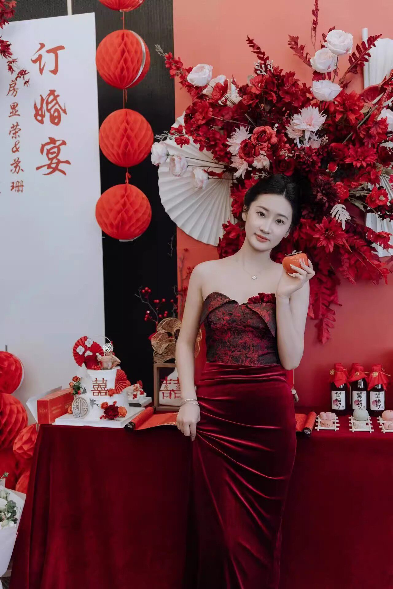 抹胸敬酒服新娘女2023新款晚礼服晨袍酒红色小众高级感鱼尾连衣裙