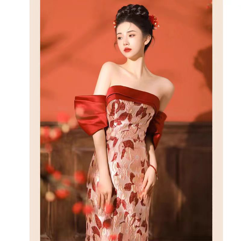 礼服新娘领证鱼尾裙一字肩结婚