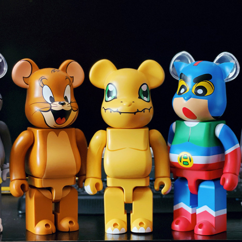 bearbrick亚古兽暴力熊摆件数码宝贝动漫公仔关节可动手办积木熊怎么看?